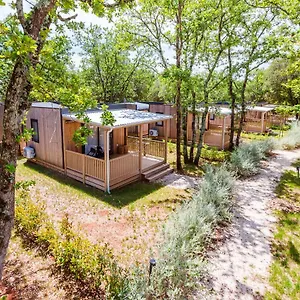 ** Campingplatz Mobile Homes Casapini In Fkk Solaris Kroatien